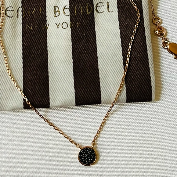 henri bendel Jewelry - New Henri Bendel luxe pave Swarovski crystal necklace